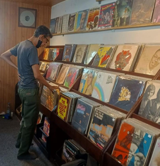 team_single